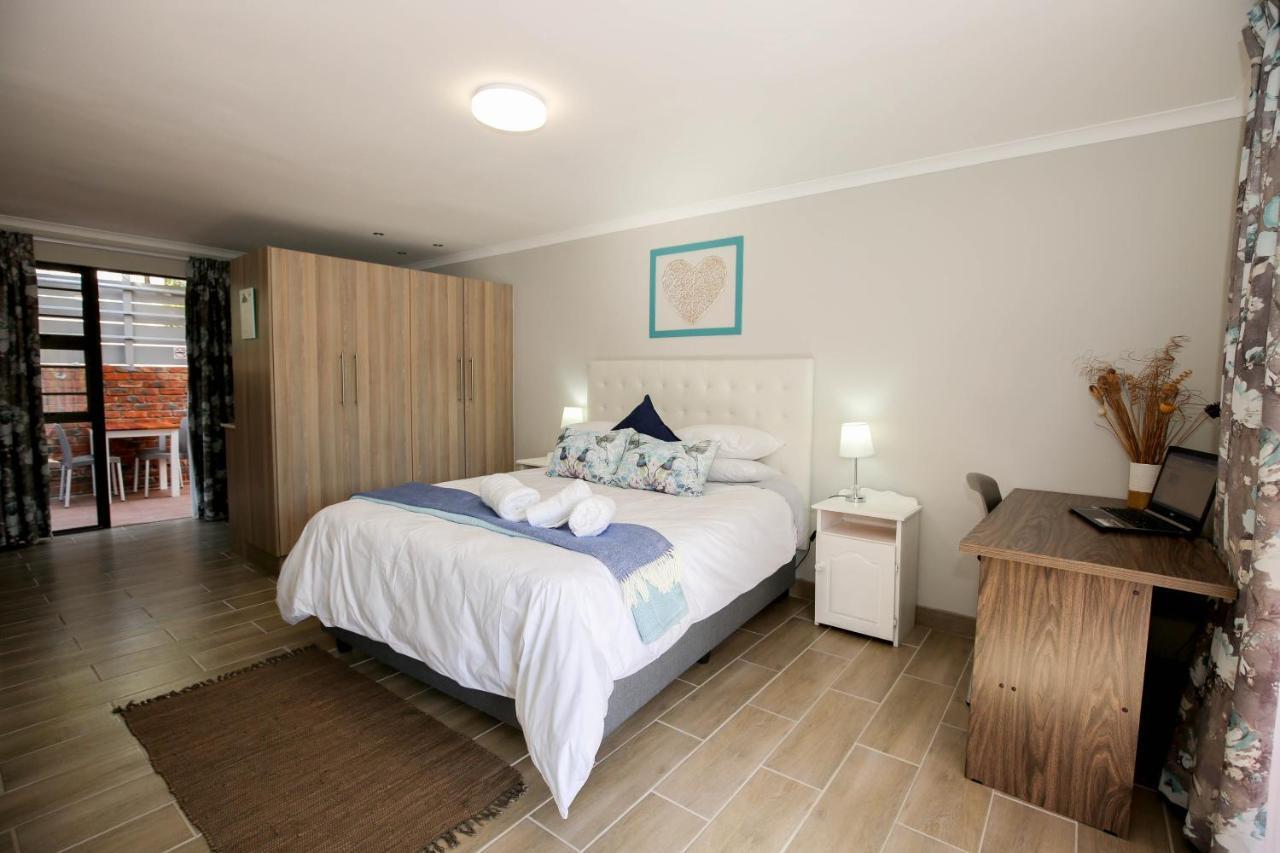 Farm View Guest House East London Buitenkant foto