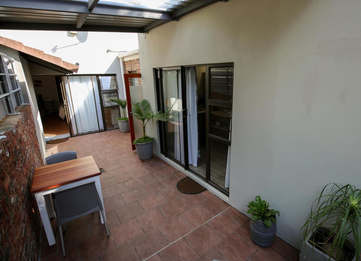 Farm View Guest House East London Buitenkant foto